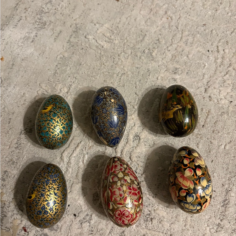 Vintage Hand-Painted Decorative Floral Egg Set of 6 - Assorted Colors